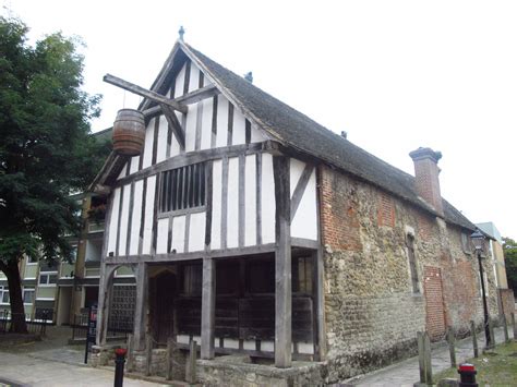 File:Medieval merchant's house.JPG - Wikimedia Commons