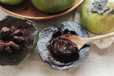 What Does Black Sapote Fruit Taste Like? - PreparedCooks.com