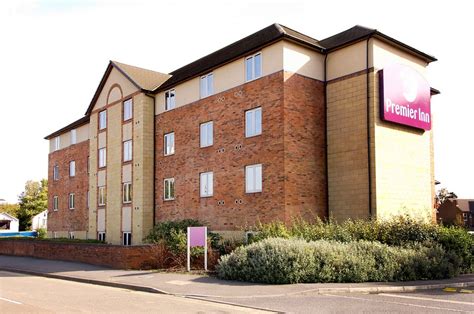 PREMIER INN SLOUGH HOTEL - Updated 2021 Prices, Reviews, and Photos - Tripadvisor