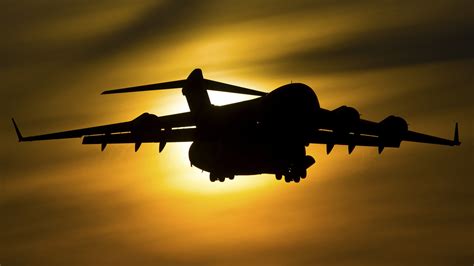 Boeing C 17 Globemaster III Military transport aircraft 4K Wallpapers | HD Wallpapers | ID #21601