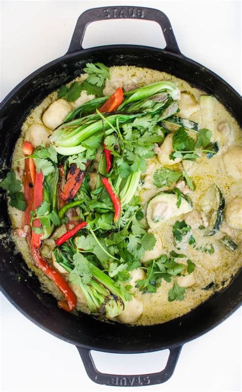 Easy Thai Green Curry Chicken Recipe (Cooks in 20 Minutes) | The Kitchn