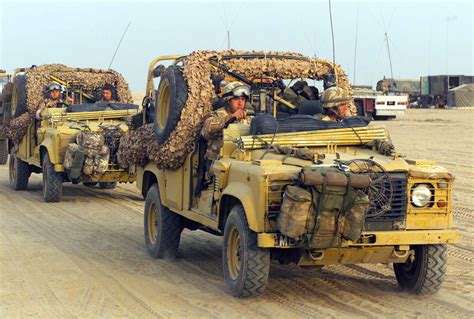 File:Land Rover Defender 110 patrol vehicles.jpg - Wikipedia