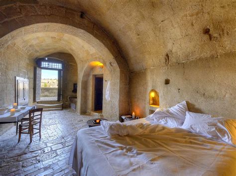 Sleeping in the Sassi of Matera | Le Grotte della Civita