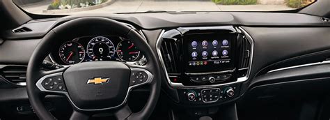 2022 Chevy Traverse Model Review and Comparison