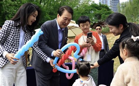 South Korean president opens children’s park on site that belonged to ...