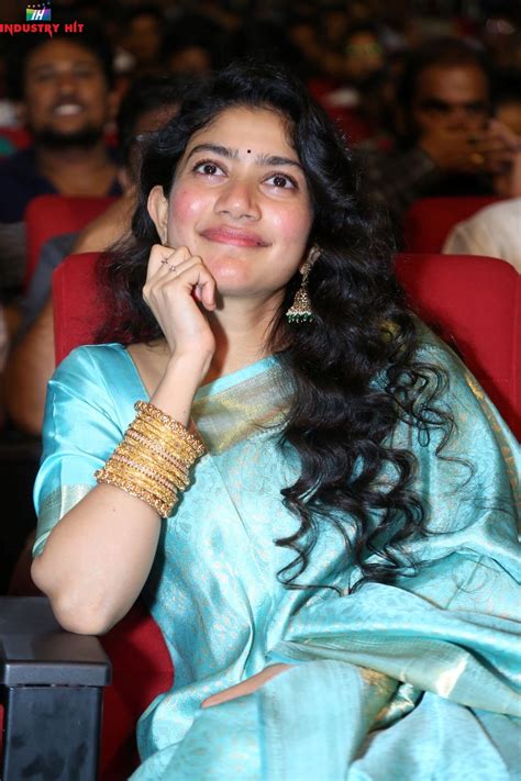 Sai Pallavi (Virata Parvam) - Pics - IndustryHit.Com