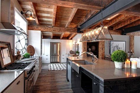 Luxury Canadian home reveals splendid rustic-modern aesthetic