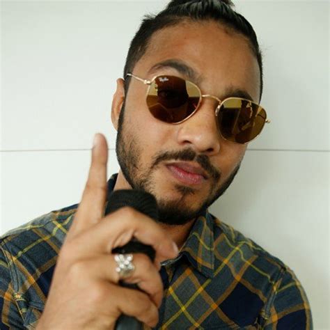 Raftaar New Songs, Play or Download Raftaar Hit MP3 Online @ Saavn