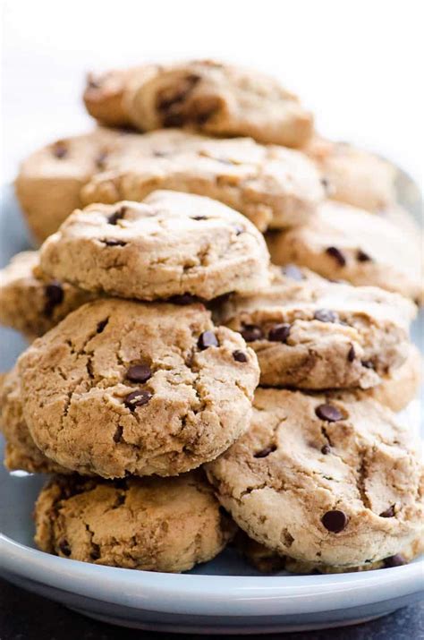 Almond Flour Chocolate Chip Cookies {No Chilling} - iFOODreal.com