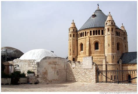 The Night Is Coming: A Seat for the Pope at King David's Tomb