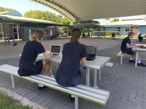 Mountain Creek State High School - High-School-Australia