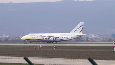 Antonov AN-124 landing - YouTube