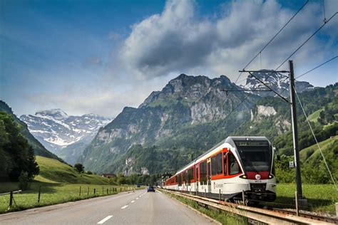 Swiss Train and the Alps / 500px