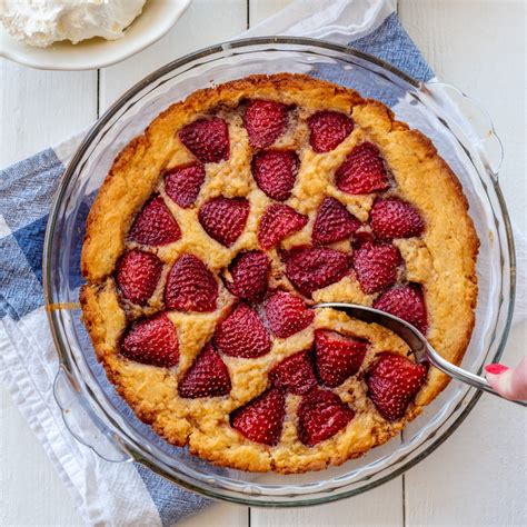 How to Make a Strawberry Spoon Cake | Recipes - Posh in Progress