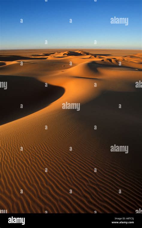 sand dunes in the Ubari desert, Libya, Sahara Stock Photo - Alamy