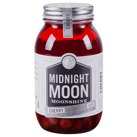 Junior Johnson's Midnight Moon Moonshine Cherry 750 ml - Applejack