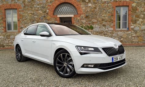 2016 Skoda Superb Review | CarAdvice