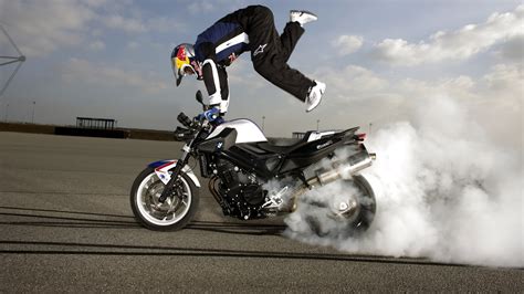 Stunts Wallpapers - WallpaperSafari