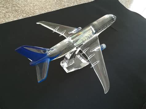 China Personalized Crystal Airplane Aircraft Model For Kuwait Airways Souvenir Promotional Gifts ...