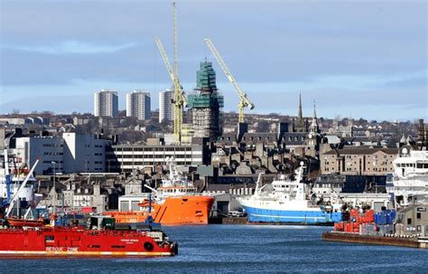 Offshore vessels drive increased activity at Aberdeen harbour - Supply ...