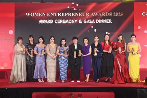 17 Winners Honoured at Women Entrepreneur Awards 2023 | PORTFOLIO Magazine