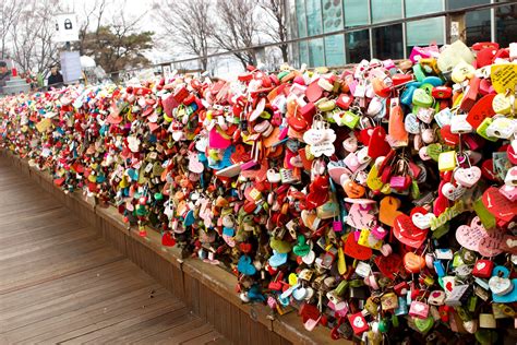 Love Locks in South Korea: Where to Find LoveLocks in Seoul?