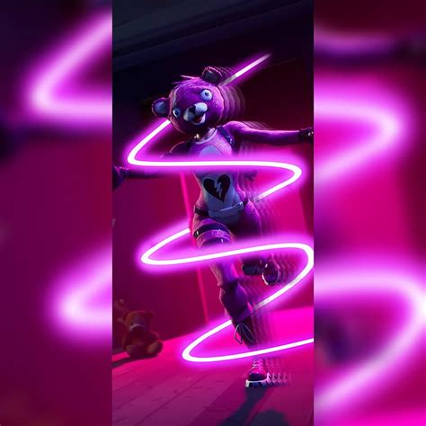 Fortnite Pink bear, bear, fortnit, HD phone wallpaper | Peakpx