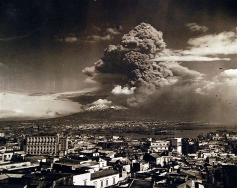 Mt. Vesuvius in its worst eruption in 72 years. A giant canopy of smoke dominates the country ...