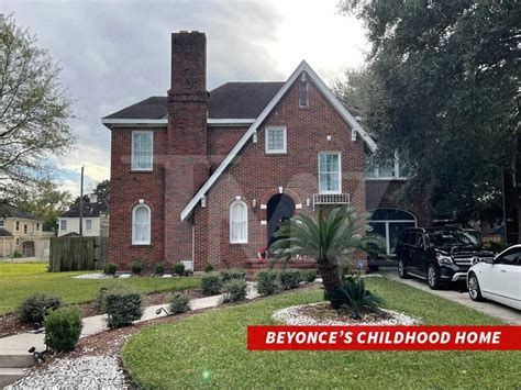 Beyoncé's Childhood Home Catches Fire on Christmas Day