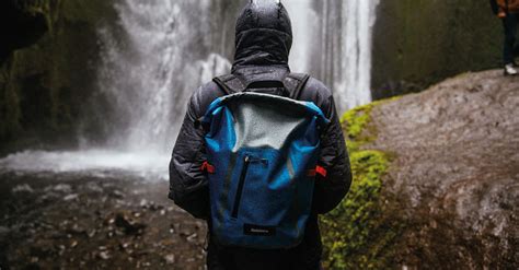 How To Choose The Best Waterproof Backpack For Your Adventures - SplashBest