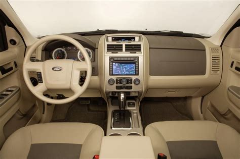 Ford-Escape_Interior-Cockpit-Tan - The Supercars - Car Reviews ...