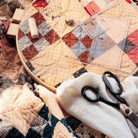 Tips on Quilting on the Brother Se400 | eHow.com | Old quilts, Quilts, Sewing machine quilting