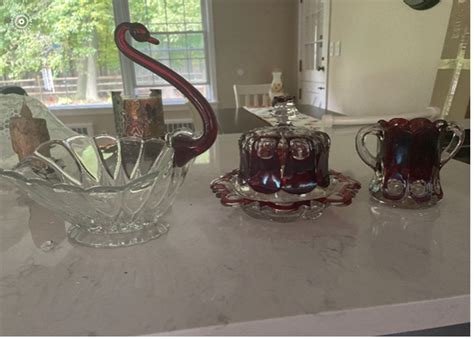 red glassware | Collectors Weekly