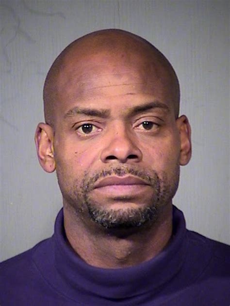 Richard Dumas, ex-Suns player, pleads not guilty in theft case