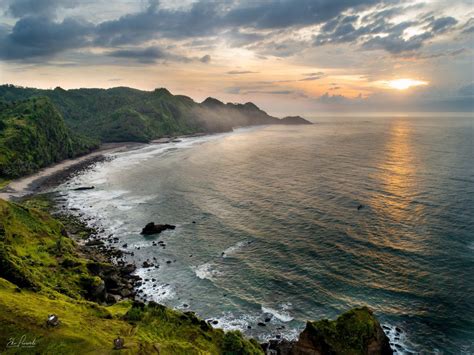 Pantai Menganti, Surga Tersembunyi di Pesisir Selatan Jawa