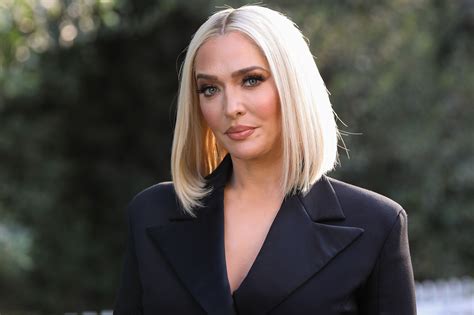 Erika Jayne asked to stop selling clothes amid Tom Girardi lawsuit