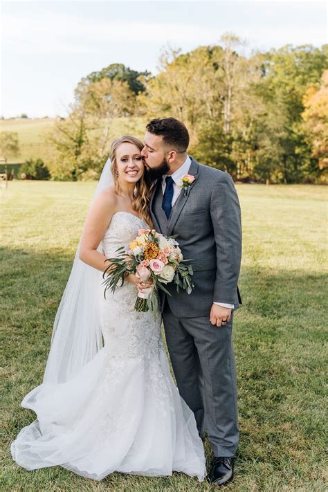 Nate & Gabby's Fall Wedding at Old Mill Farm, Virginia | Jonathan & Hannah Photography