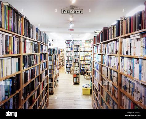 Book_shop hi-res stock photography and images - Alamy