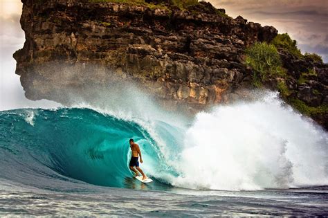 Surfing on wave wallpaper | sports | Wallpaper Better