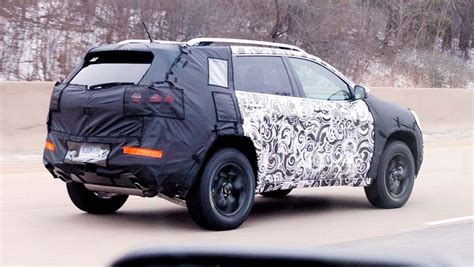 Spy Shots: 2014 Jeep Liberty | TheDetroitBureau.com