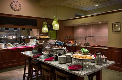 Hilton Garden Inn Detroit Downtown - UPDATED 2018 Prices, Reviews ...