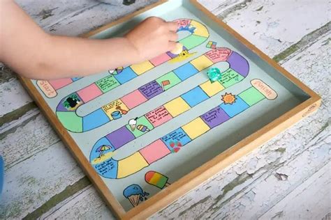 DIY Board Game For Summer - Monkey and Mouse