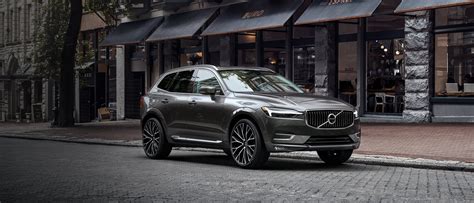 Volvo XC60 mid-size SUV | Volvo Cars