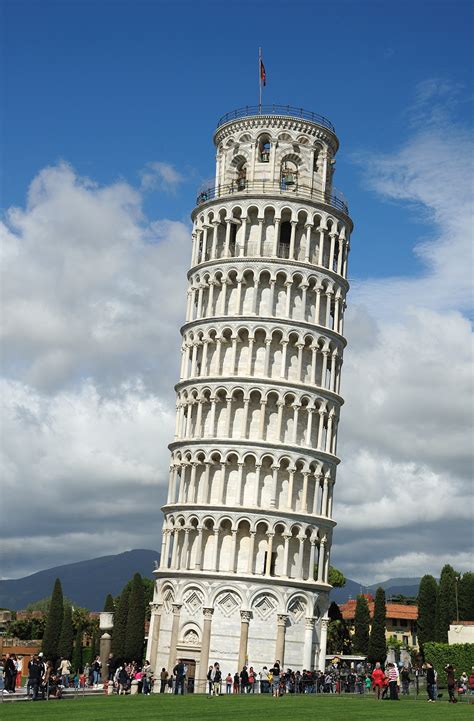 The Leaning Tower of Pisa Historical Facts and Pictures | The History Hub