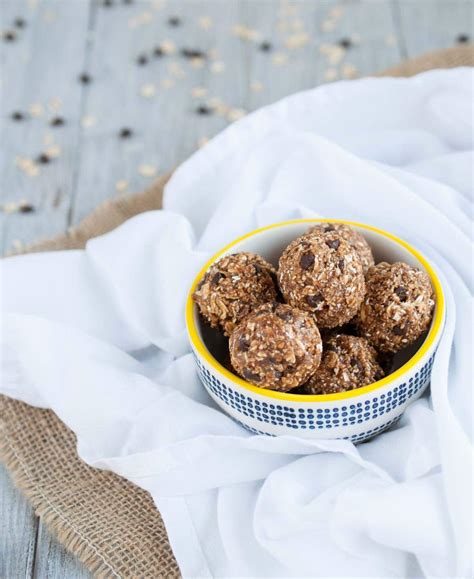 Peanut Butter Oatmeal Cookie Protein Balls - Feasting not Fasting