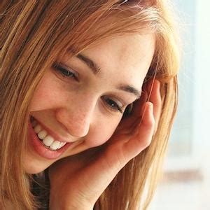 Akiane Kramarik - Age, Family, Bio | Famous Birthdays