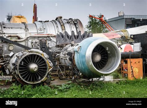 Disassembled broken aircraft engine Stock Photo - Alamy