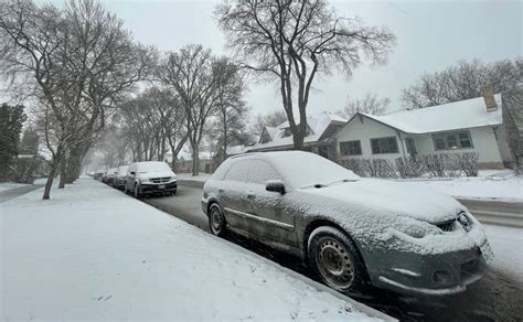 Winter weather blasts back into Manitoba with snowfall warnings | CBC News