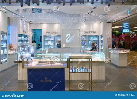 Swarovski store editorial image. Image of commerce, color - 95357620