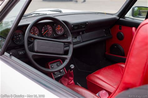 Porsche 930 interior - BenLevy.com